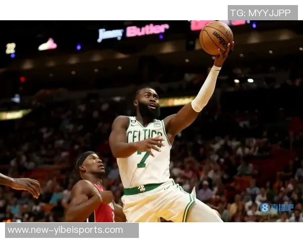 杰伦布朗狂砍41分6板7助5断1帽却难救球队首节火力全开表现引人注目 杰伦布朗狂砍41分6板7助5断1帽却难救球队首节火力全开表现引人注目