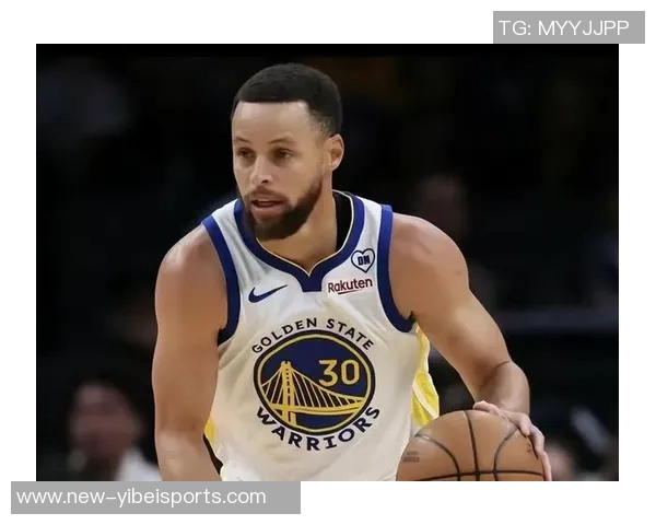 追梦与库里携手共进各展风采共同引领球队的精彩旅程 追梦与库里携手共进各展风采共同引领球队的精彩旅程